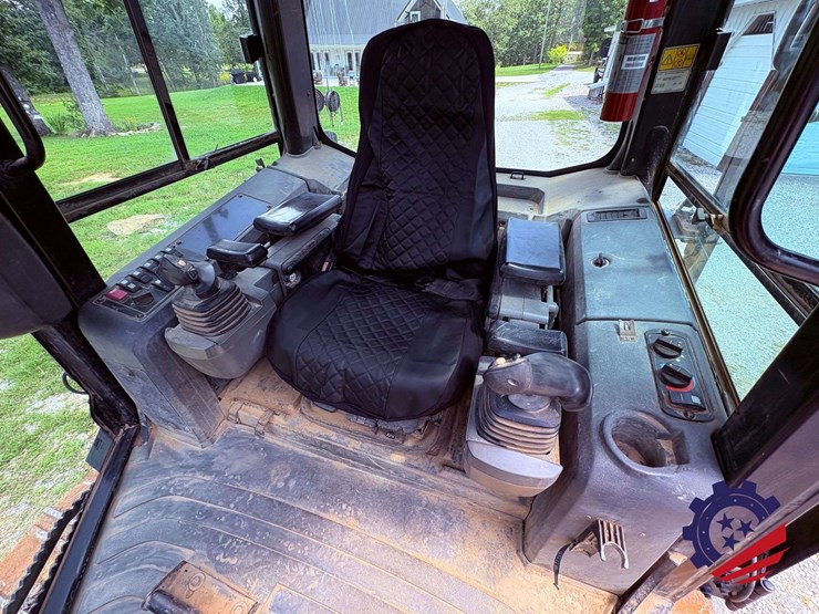 2009-caterpillar-d5k-xl-image-65