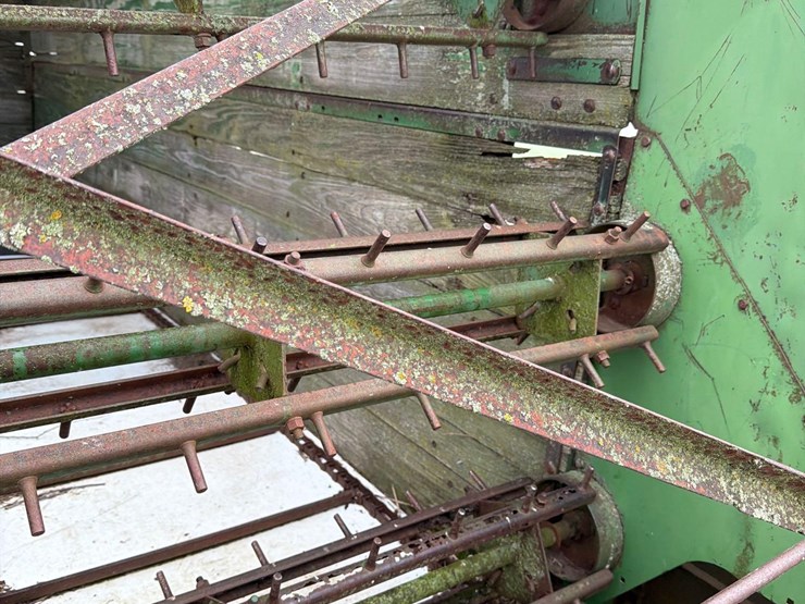 john-deere-125-image-25