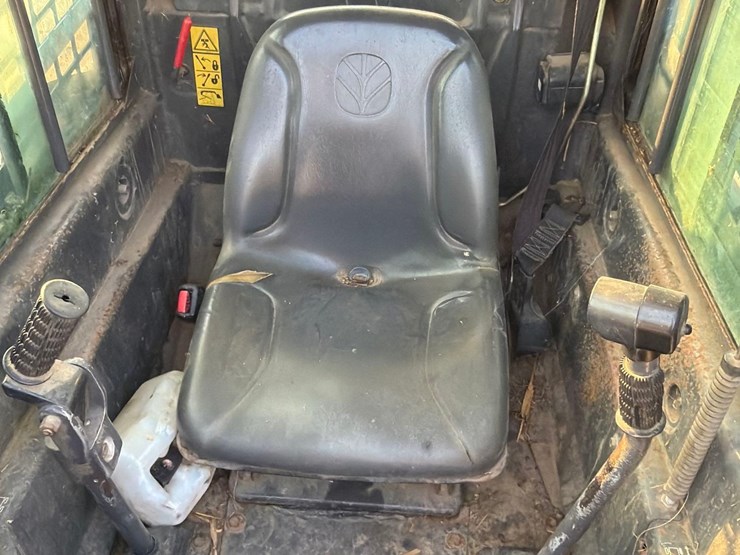 new-holland-l150-image-20