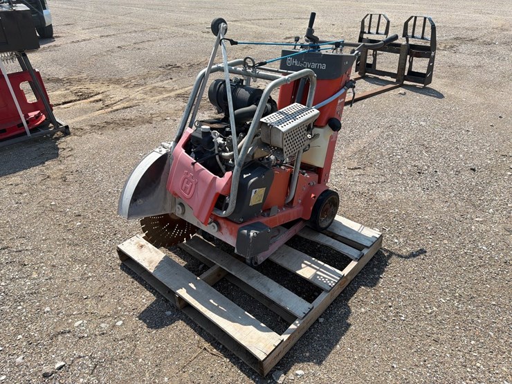 husqvarna-fs524-image-1