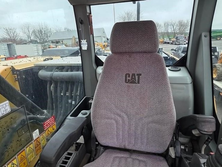 2018-caterpillar-m322f-image-70