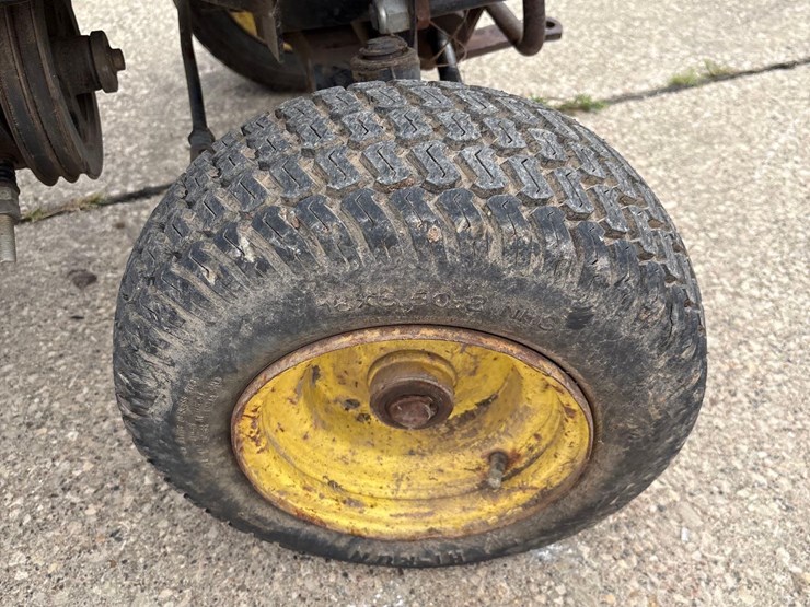 john-deere-f935-image-17