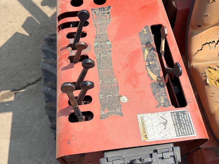 ditch-witch-5110-image-25