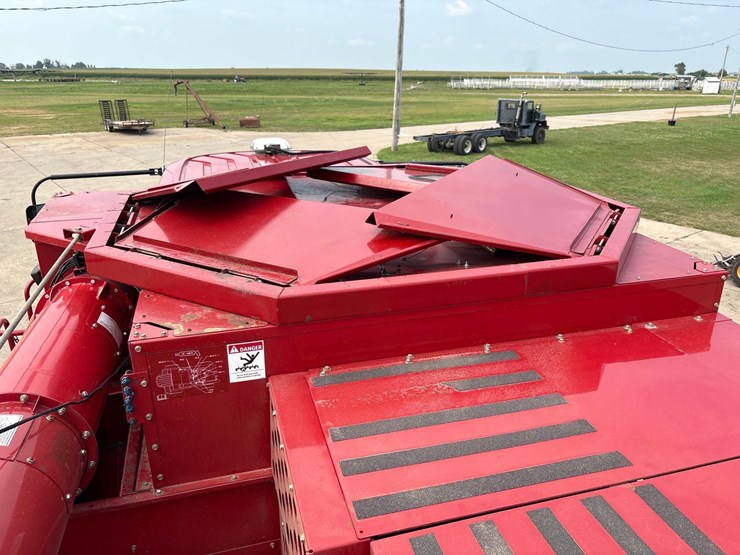 2005-case-ih-2377-image-54