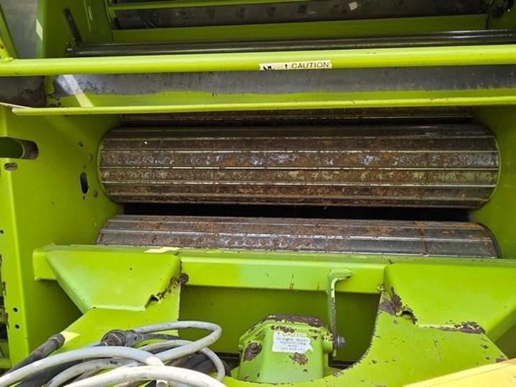 claas-rollant-250rc-image-23
