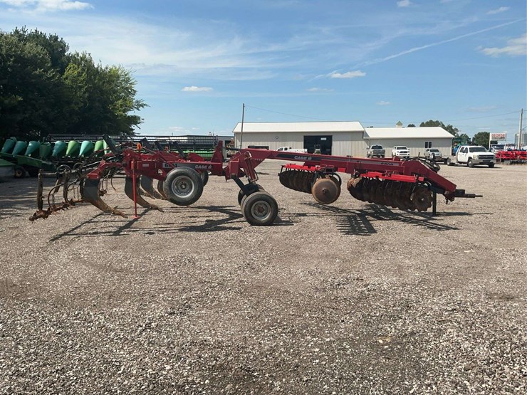 case-ih-6800-image-7