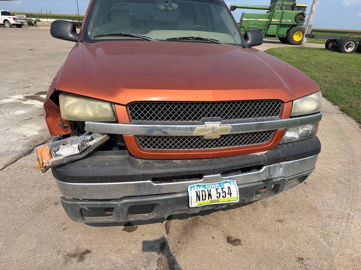 2005-chevy-avalache-1500-pickup-image-10