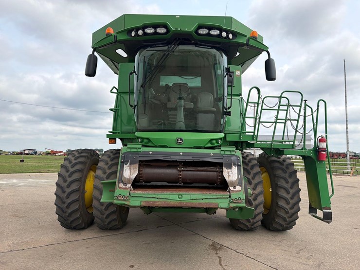 2012-john-deere-s680-image-2