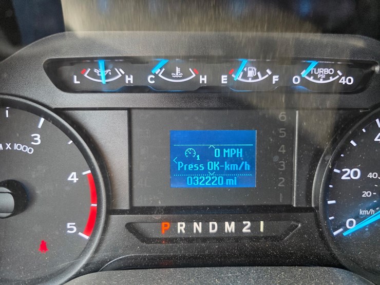 ford-f550-image-32