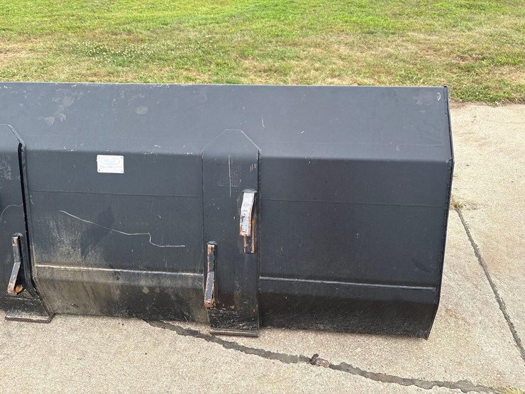 miller-8ft-loader-bucket-image-5