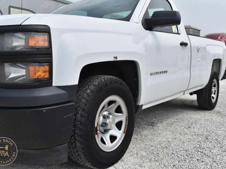 2015-chevrolet-silverado-1500-image-9