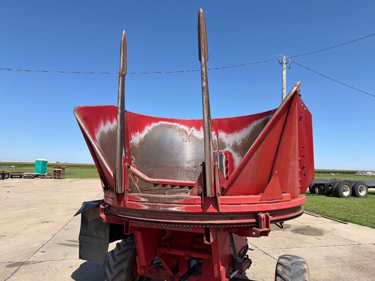 case-ih-8610-image-12