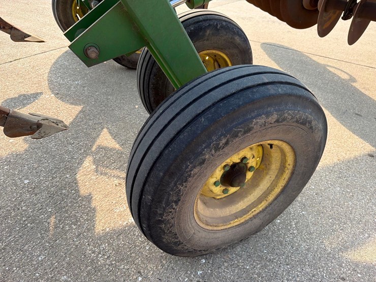 john-deere-512-image-11
