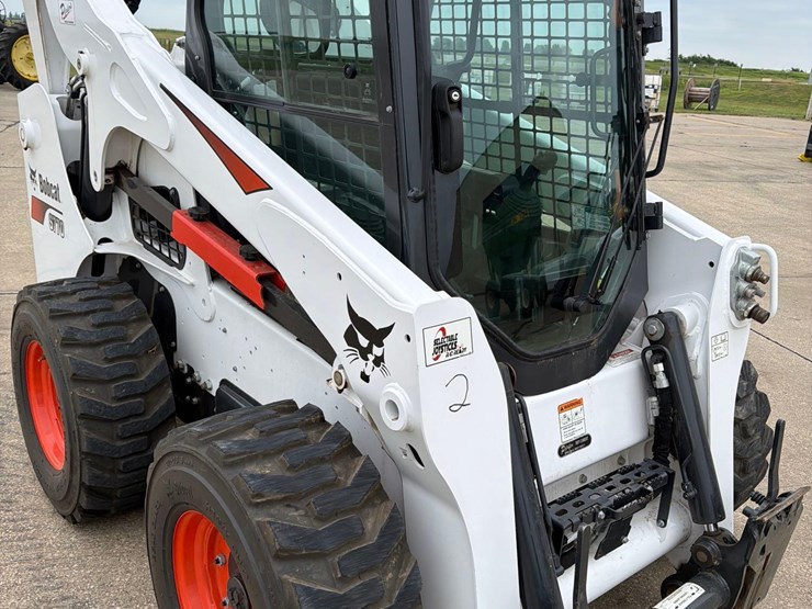 2022-bobcat-s770-image-20