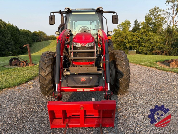2023-massey-ferguson-5711-image-8