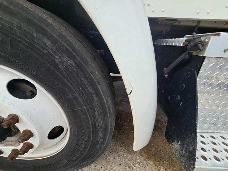 2010-kenworth-t370-image-71