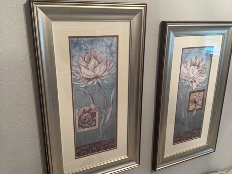 two-matching-modern-wall-pictures-image-8