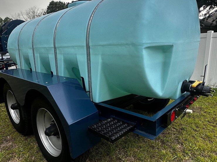 pristine-ag-spray-tanker-trailer-with-1610-gallon-tank-and-as300-pump-image-30