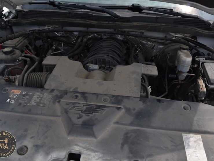 2015-chevrolet-silverado-1500-image-24