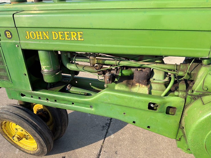 john-deere-b-image-21