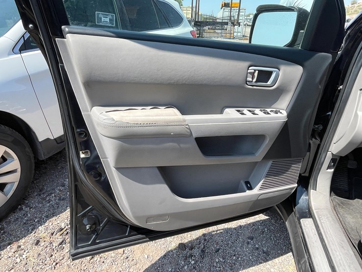 2010-honda-pilot-image-21