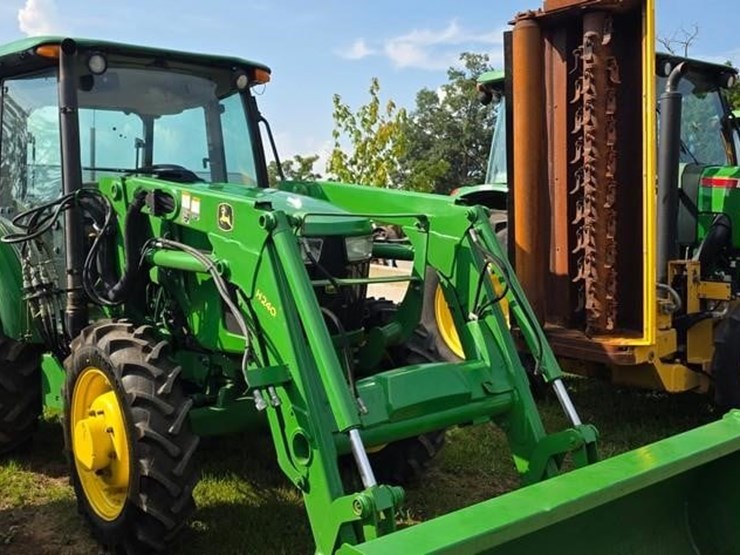 john-deere-5055e-image-37