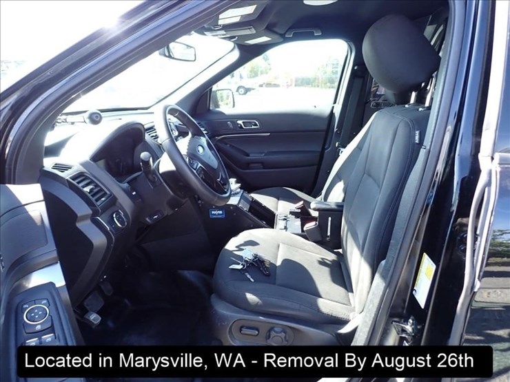 2018-ford-explorer-image-12