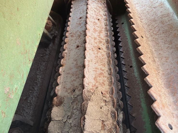 john-deere-3800-image-17