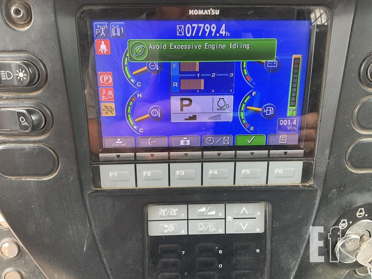 2015-komatsu-d61ex-23-image-18