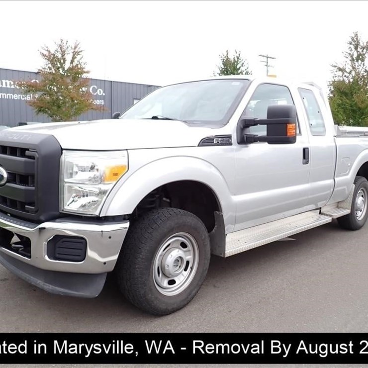 2011 FORD F250 XL