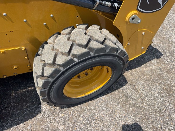 2024-deere-316gr-image-21