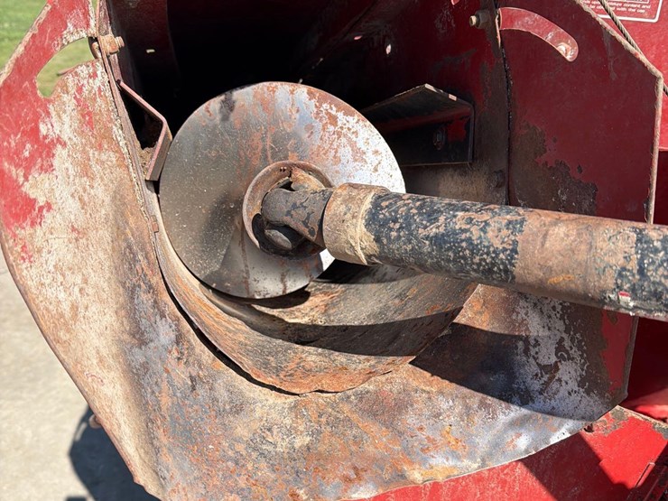 case-ih-1250-image-16