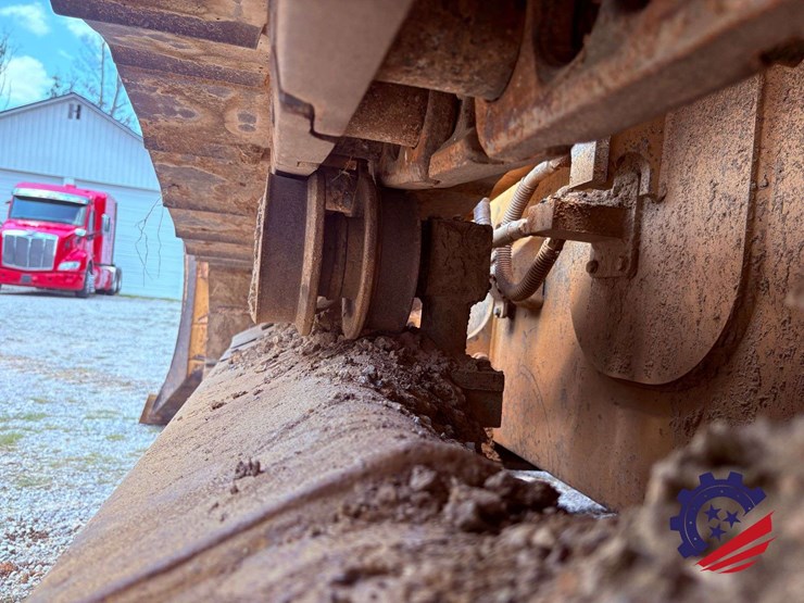 2009-caterpillar-d5k-xl-image-27