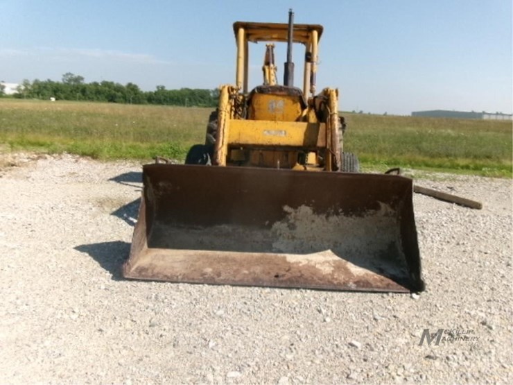 deere-300-image-3