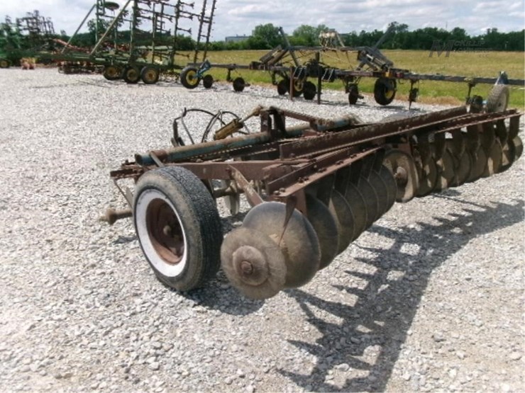 burch-210-image-3
