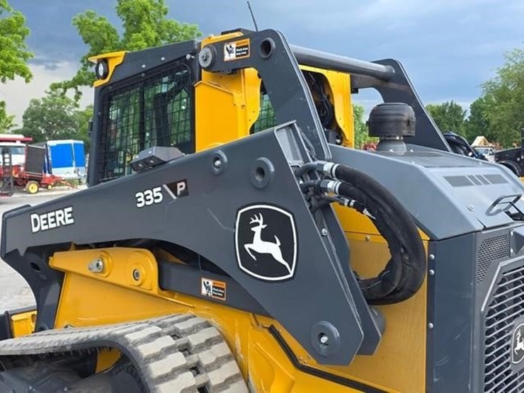 2025-deere-335-p-tier-image-23