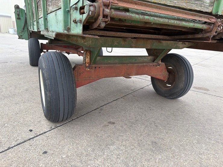 john-deere-125-image-10