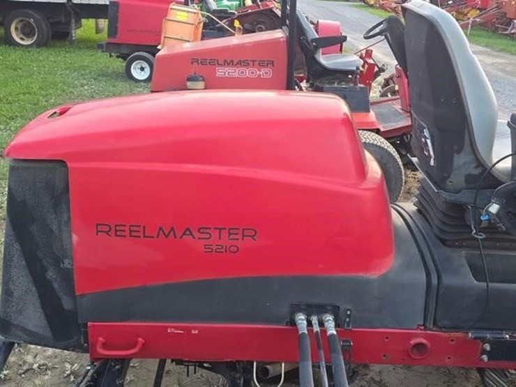 2011-toro-reelmaster-5210-image-11