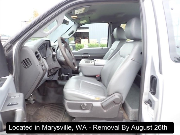 2011-ford-f250-xl-image-4