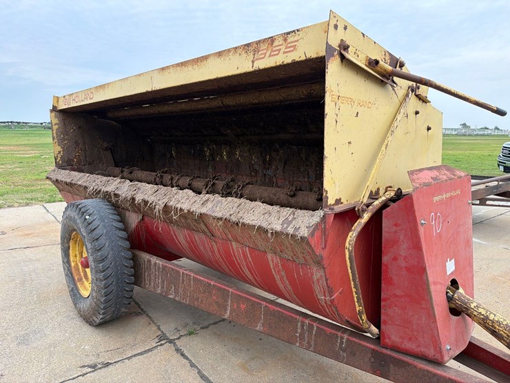 new-holland-365-manure-spreader-slinger-image-13
