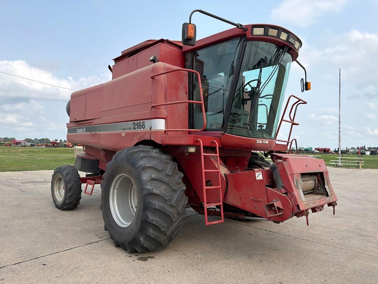 case-ih-2166-image-3