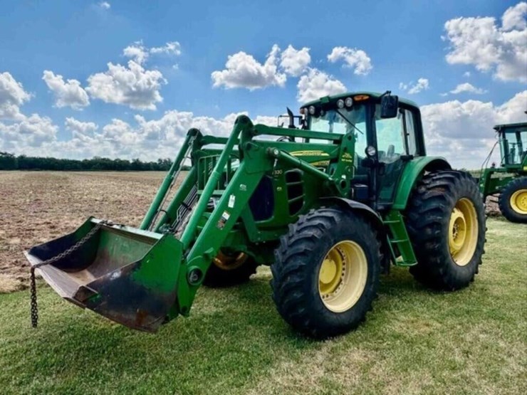 2013-john-deere-7330-image-1