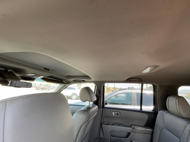 2010-honda-pilot-image-16