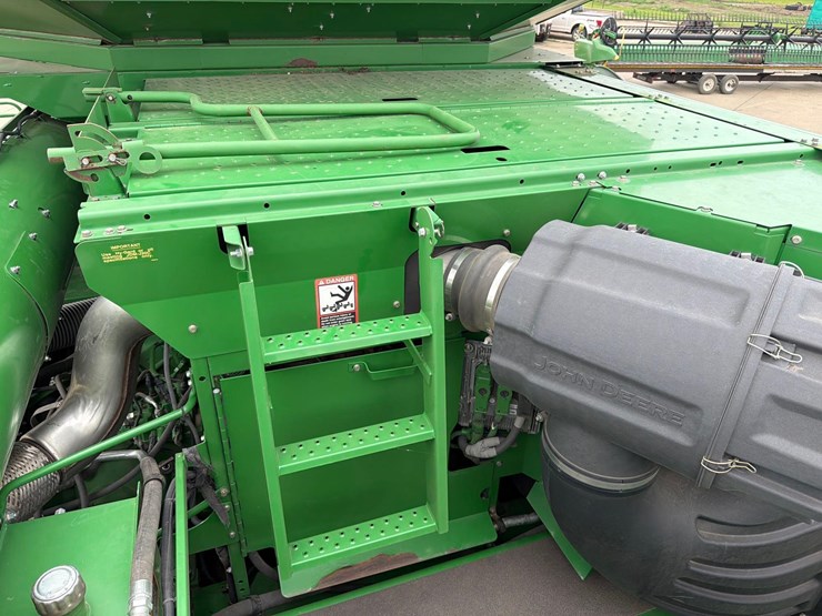 2012-john-deere-s680-image-86