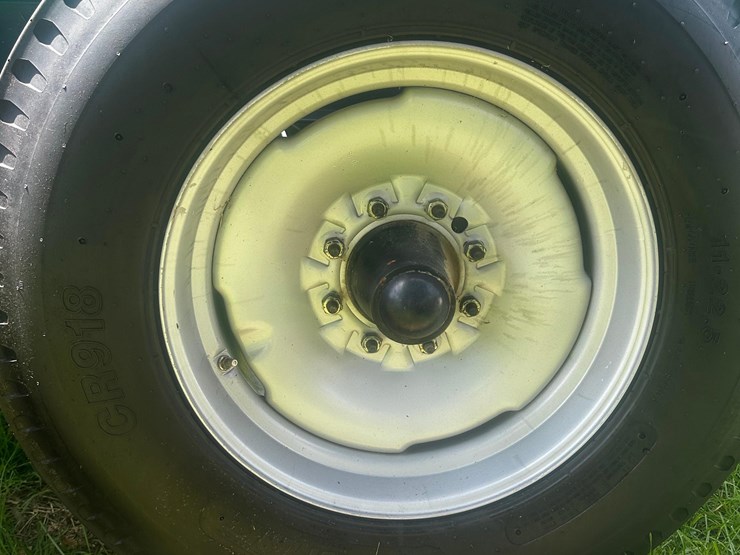 pristine-ag-spray-tanker-trailer-with-1610-gallon-tank-and-as300-pump-image-20