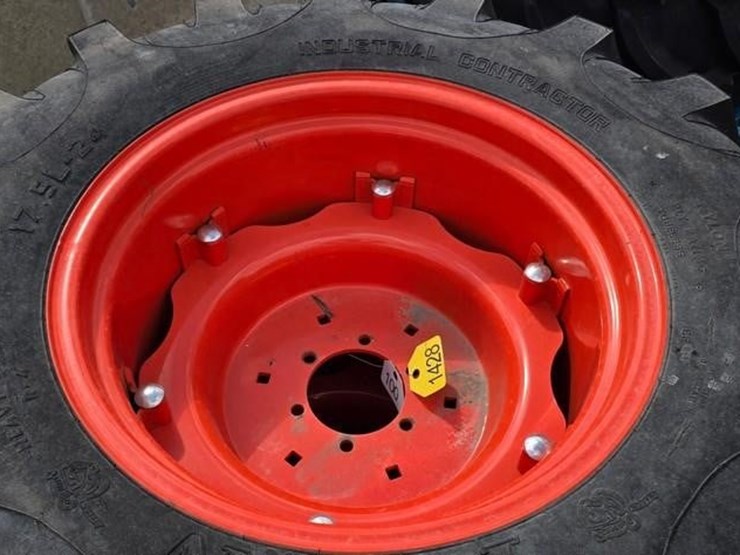 2-titan-17.5-24-tractor-tires-&-rims-image-5