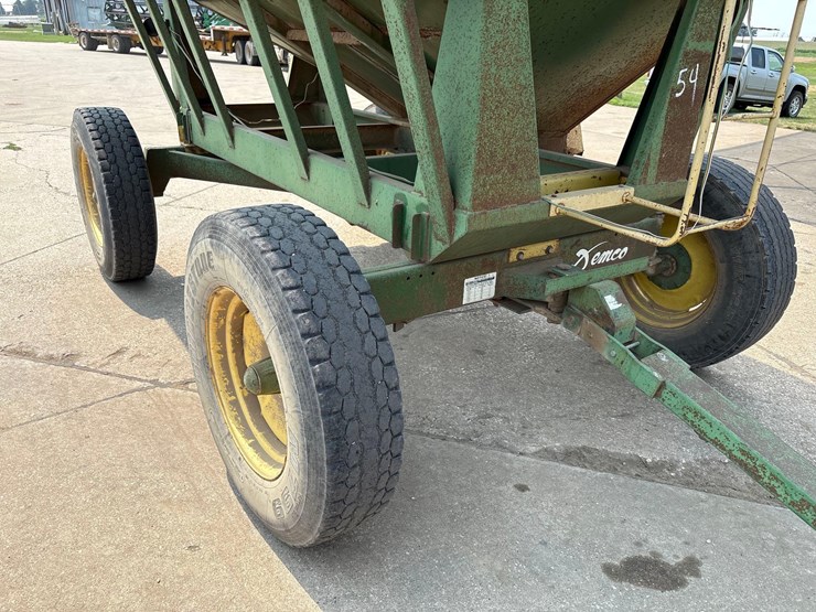 demco-325-image-13