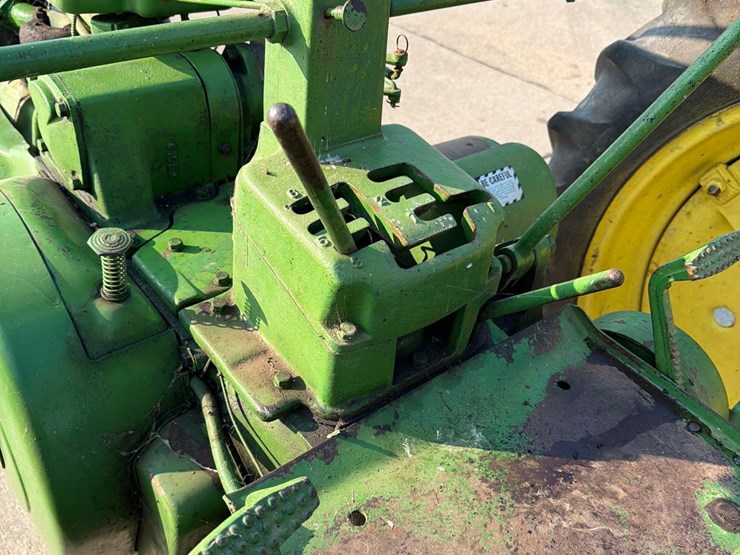 john-deere-b-image-18