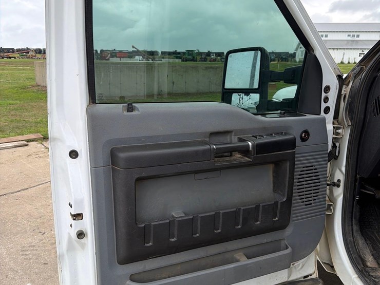 2015-ford-f250-image-28