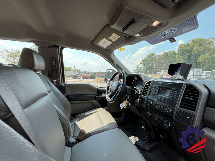 2017-ford-f550-xl-image-49